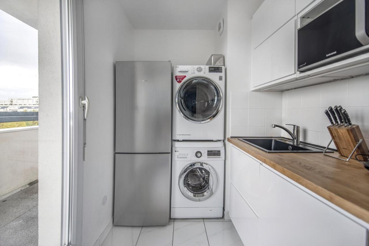 Bel Appartement De 2 Chambres A 40 Min De Paris Courcouronnes Exteriör bild
